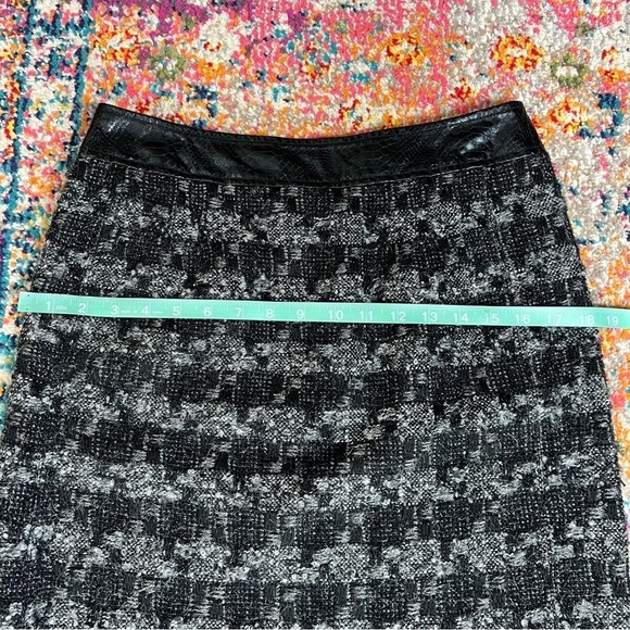 Tory Burch Tweed Pencil Skirt w/ Python Leather Waist Trim - Picture 14 of 16